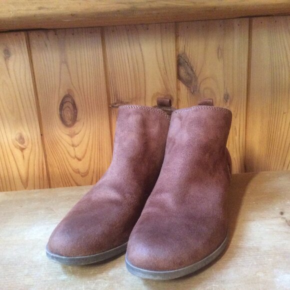 Sonoma SO Pear Chestnut Brown Faux Suede Block Heel Western Ankle Boot Size 8M - Picture 4 of 6